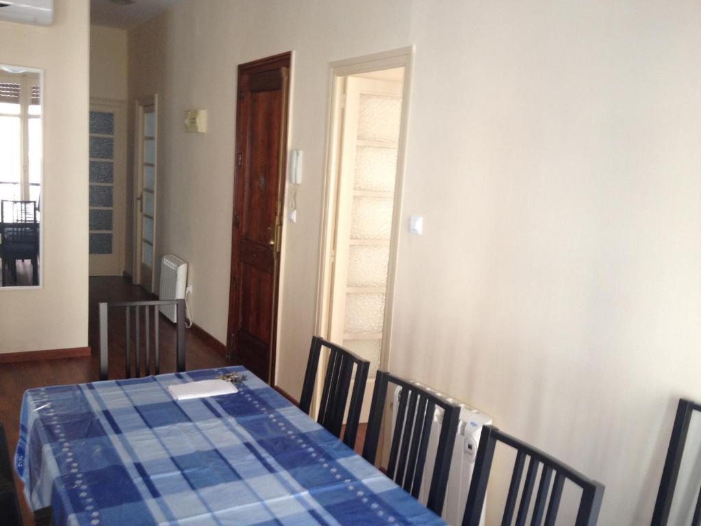 Apartamentos Turia Valencia Bilik gambar