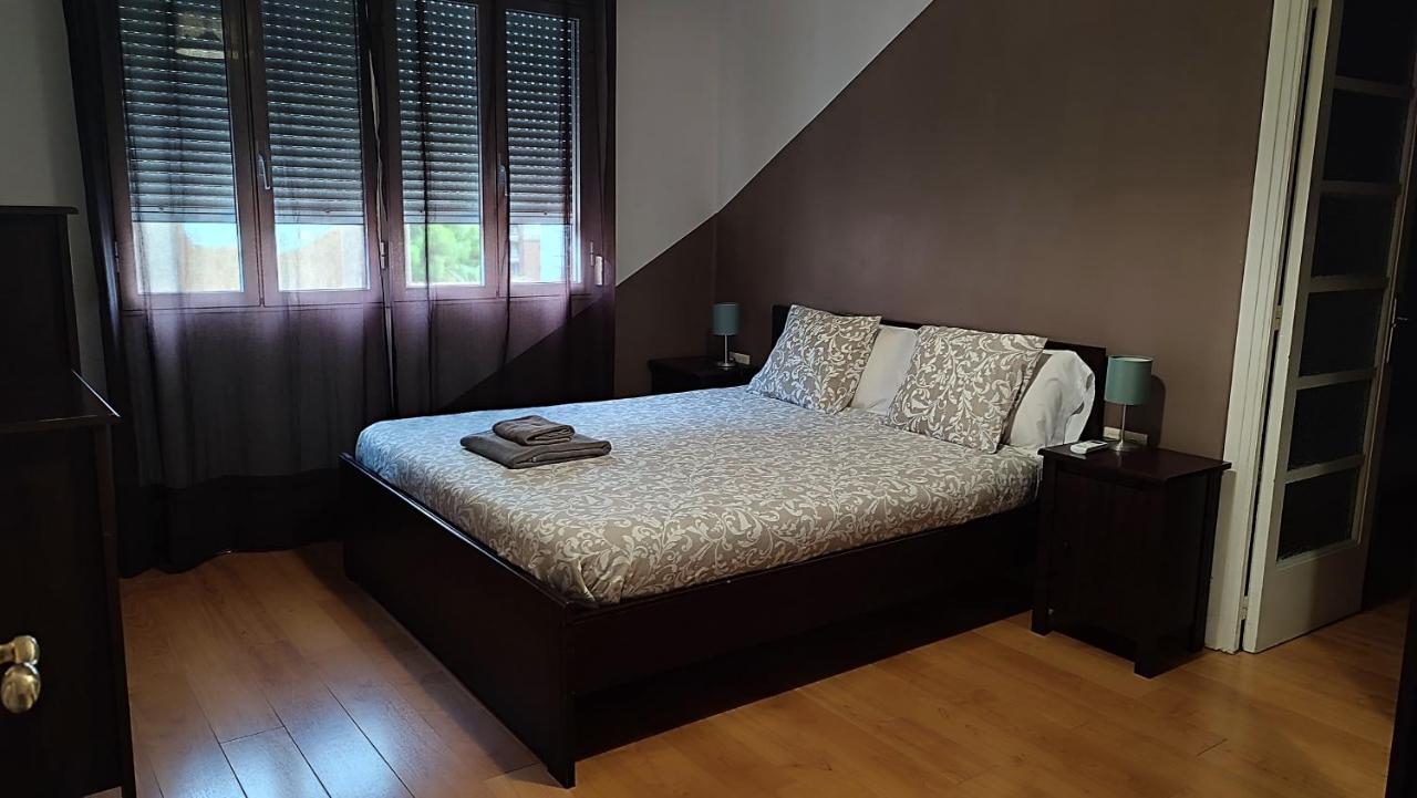 Apartamentos Turia Valencia Luaran gambar