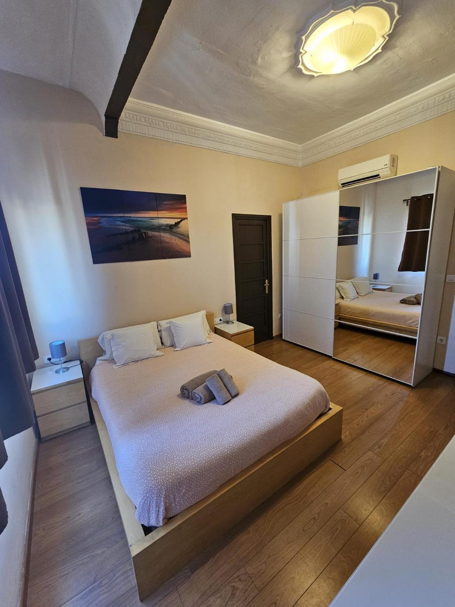 Apartamentos Turia Valencia Luaran gambar
