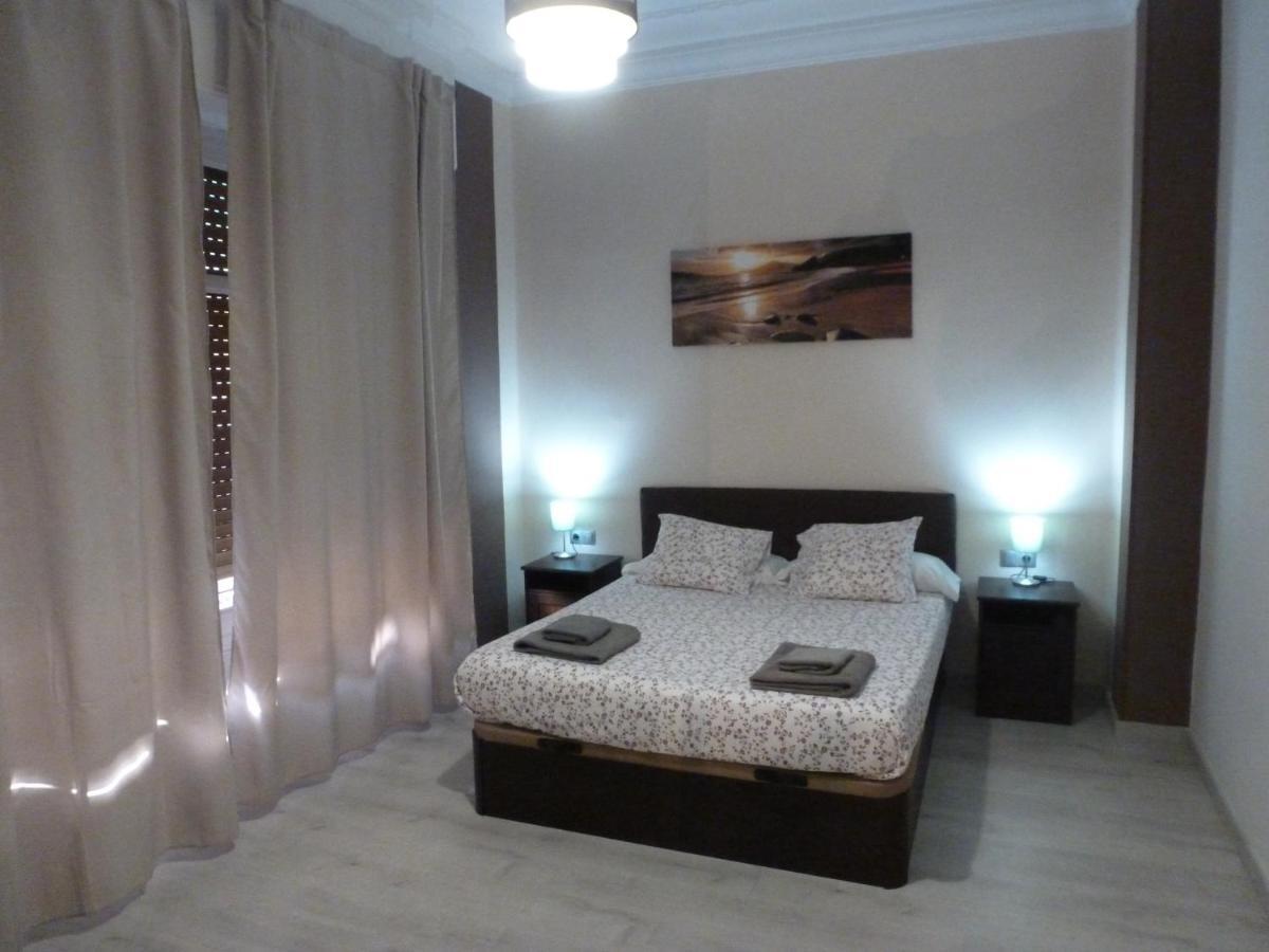 Apartamentos Turia Valencia Luaran gambar
