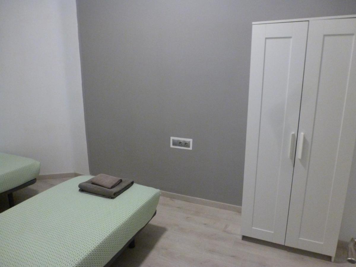 Apartamentos Turia Valencia Luaran gambar